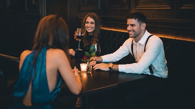 Quy định về trang phục tại Red Rum như thế nào?